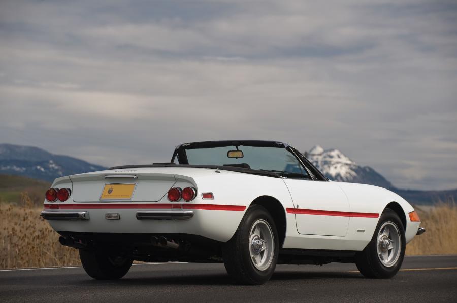  Ferrari 365 GTB/4 Daytona Spyder White 1971 года  (фото 3 из 4)